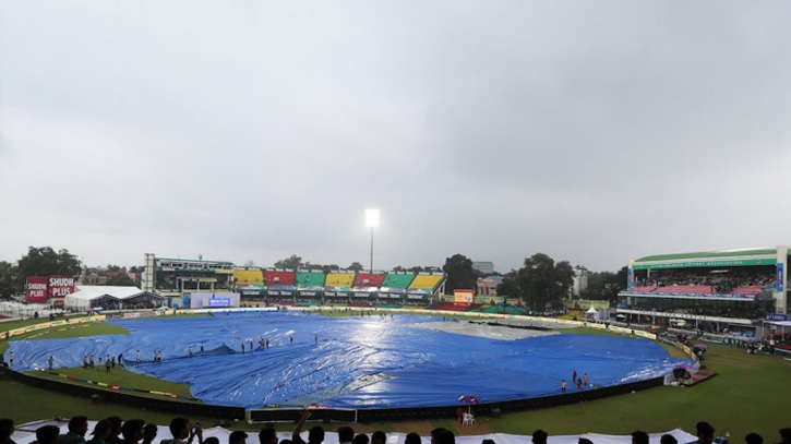 বৃষ্টির কারণে দ্বিতীয় দিনের খেলা শুরু হতে বিলম্ব