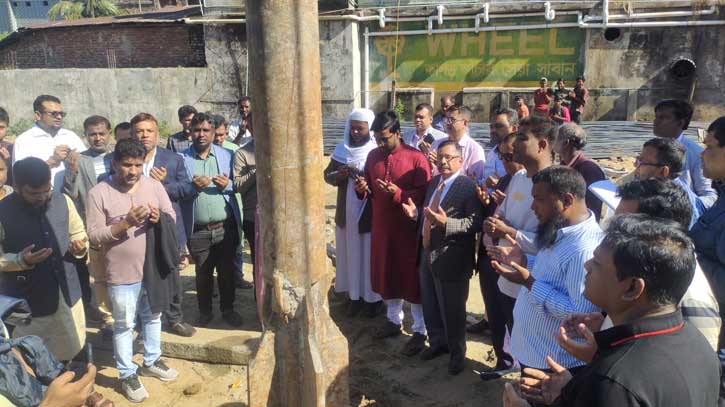 পটিয়া লাইফ কেয়ার স্পেশালাইজড হসপিটালের নির্মাণ কাজের উদ্বোধন