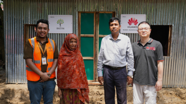 বন্যায় ঘরহারাদের ঘর তৈরি করে দিচ্ছে হুয়াওয়ে