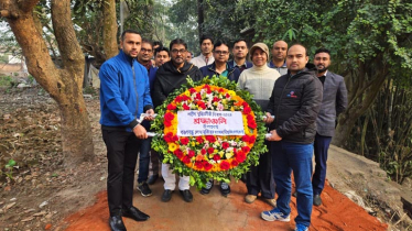 নওগাঁয় শহিদ বুদ্ধিজীবি দিবসে উপচার্যের পুস্পস্তপক অর্পণ