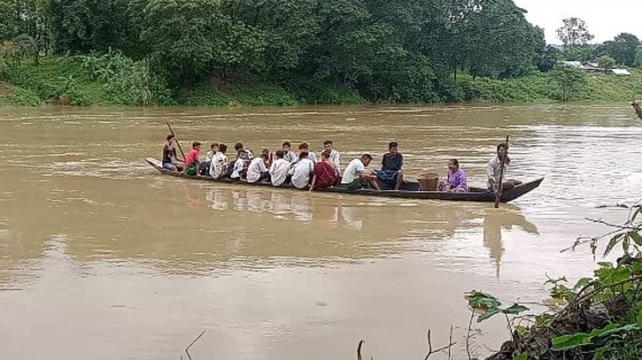 নৌকা ডুবে নিখোঁজের ১৫দিন পর শিক্ষার্থীর মরদেহ উদ্ধার