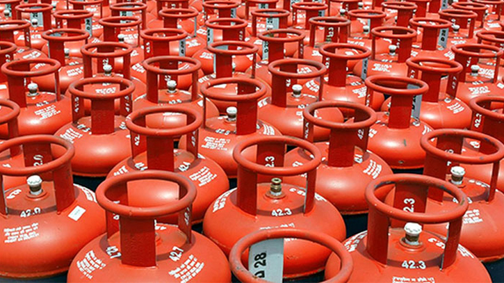 12kg LPG cylinder price slashed by Tk30