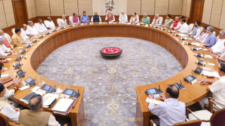 Modi unveils coalition cabinet dominated by his party