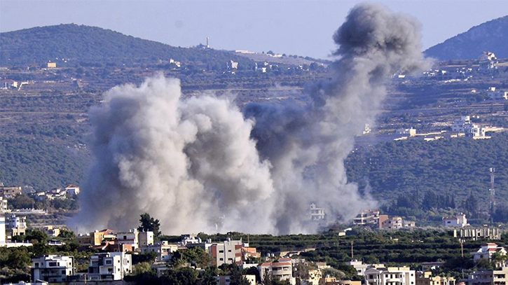 Israeli airstrike kills 3 TV staffers in journalist compound in Lebanon