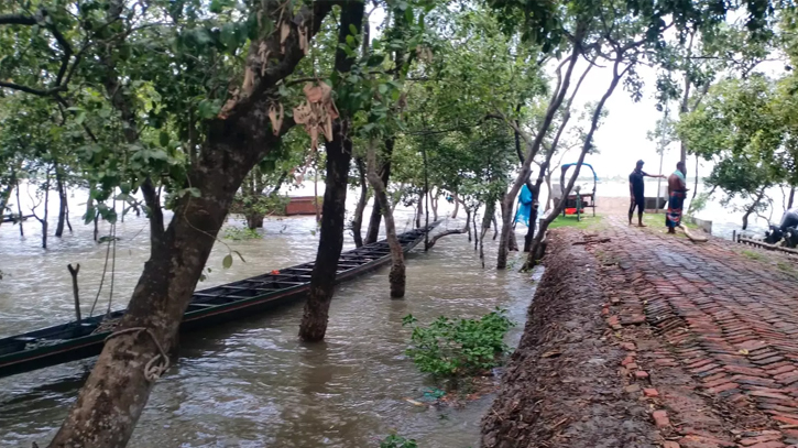 Cyclone Remal: Another man dies on the way to shelter