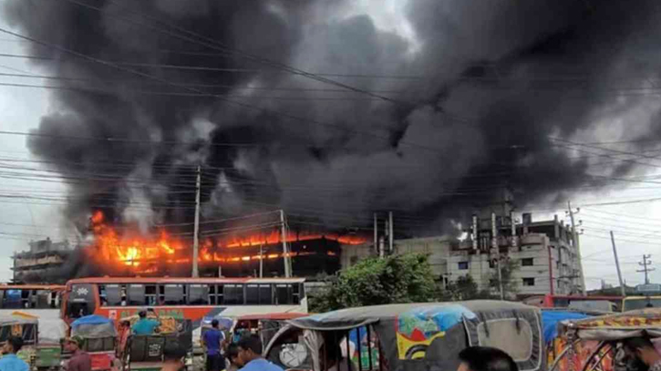 Fire at Gazi Tyre factory in Narayanganj, over 150 missing