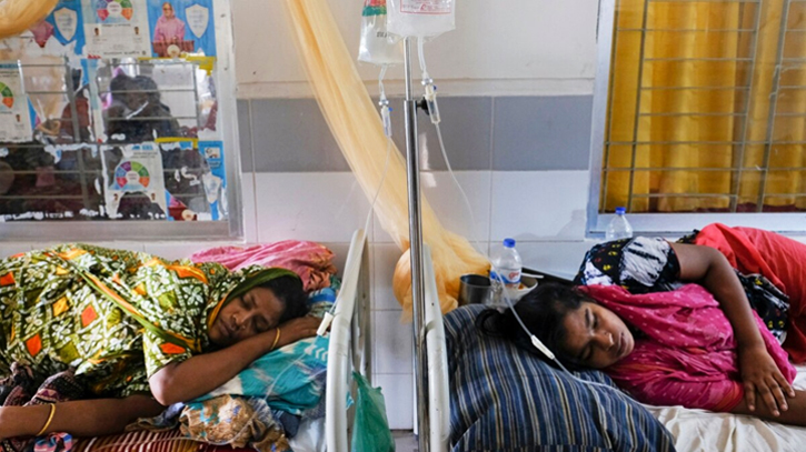 Two dead, 204 patients hospitalized: Dengue