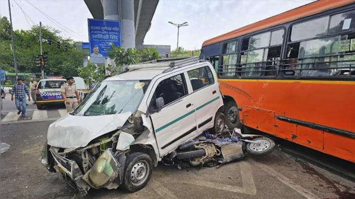 Road accidents claimed 708 lives in April