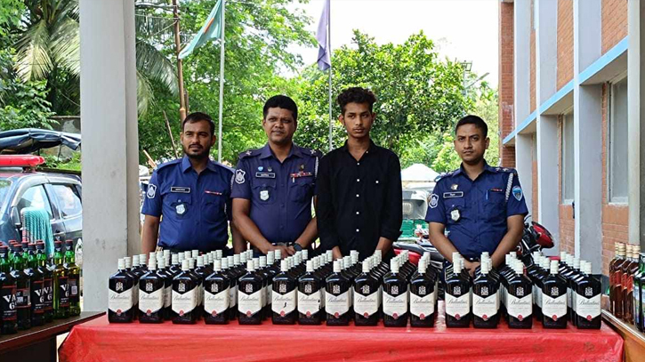 1 arrested with foreign liquor worth Tk 17 lakh