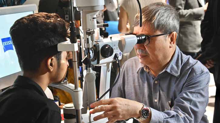 Singaporean medical team in Dhaka to treat July Movement eye injury victims