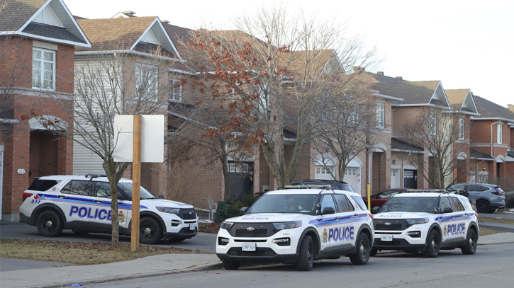 6 dead after mass stabbing at Canada home