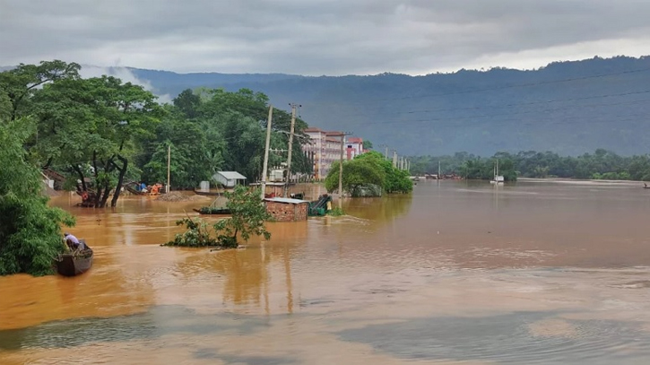 4,000 families in Sylhet city stranded due to flash flood