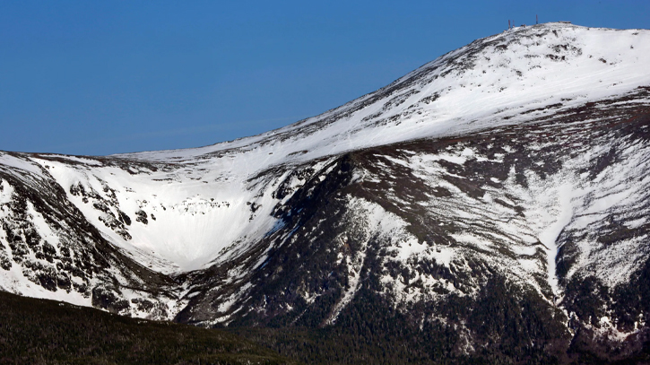 Rescue effort launched to assist 3 people at New Hampshire