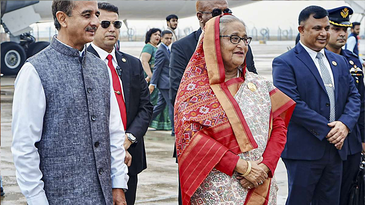 PM Hasina arrives in New Delhi