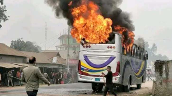 Fire burnt in standing bus in Kurigram