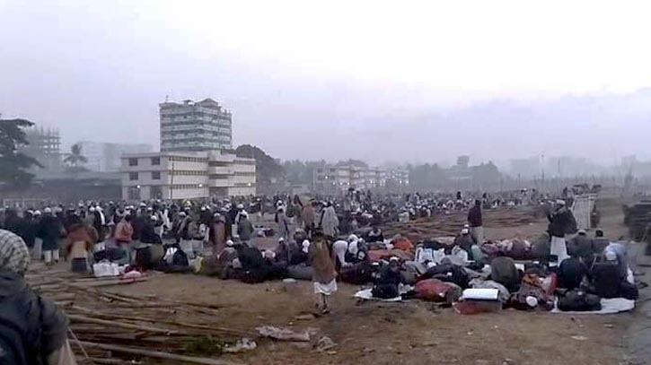 2 killed, hundreds injured in clash between two sides at Bishwa Ijtema field