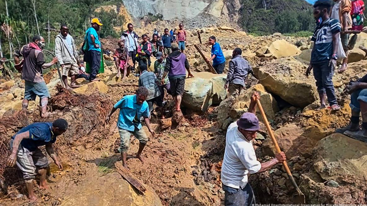 Landslide buried 2,000 people in Papua New Guinea