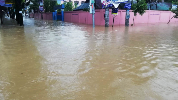 Heavy rainfall submerges Sylhet city, services disrupted at Osmani Hospital