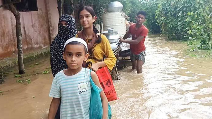 Cumilla flood situation improves as Gumti River returns to normal flow