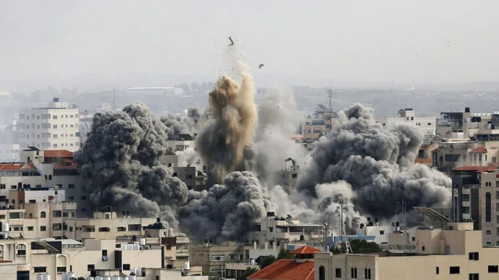 Israel bombs Gaza after US criticises high civilian toll