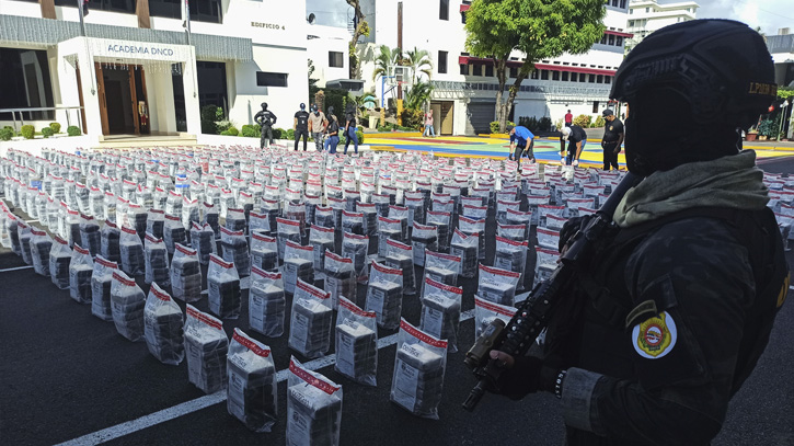 Dominican Republic seizes record 9.5 tonnes of cocaine