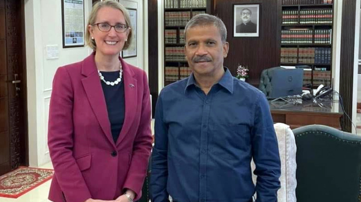 British High Commissioner meets Law Affairs Adviser Dr. Asif Nazrul