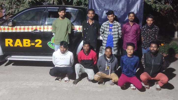 10 ‘muggers’ held in Dhaka’s Mohammadpur