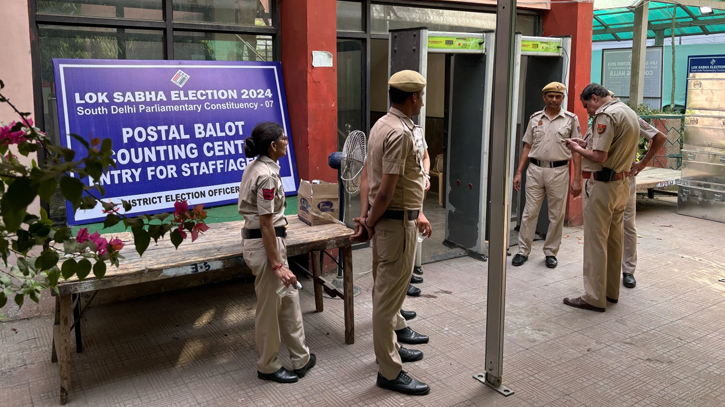 Modi’s party well ahead in Indian elections in early vote count