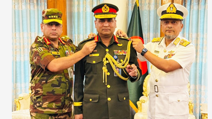 Lt Gen SM Kamrul Hasan appointed as Principal Staff Officer of Armed Forces Division