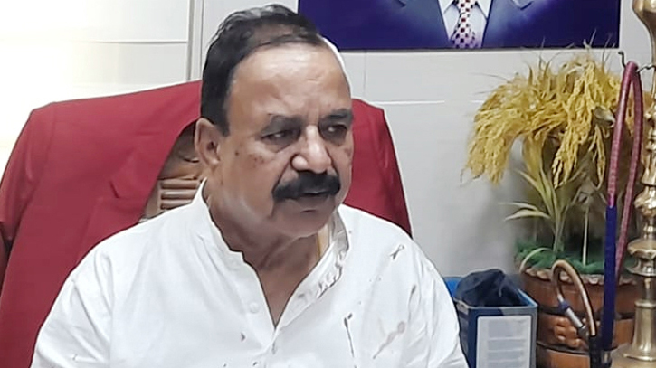 No problem with student politics, concern is its control: Gayeshwar