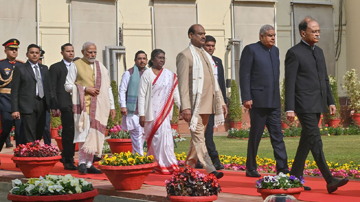 India’s president inaugurates newly elected parliament