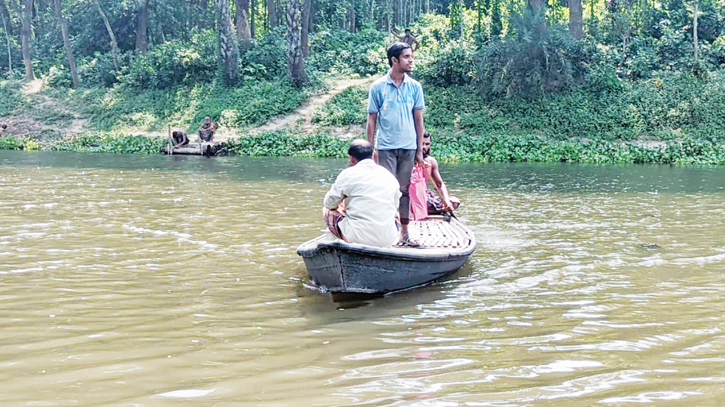 Residents suffer for 40yrs due to lack of bridge