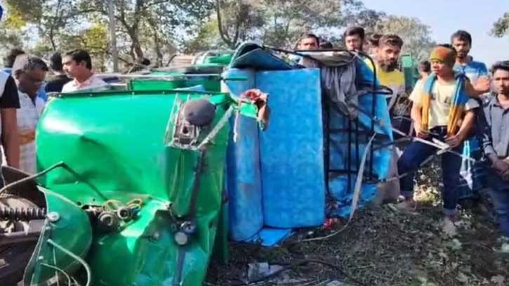 Five killed in Kishoreganj road accident