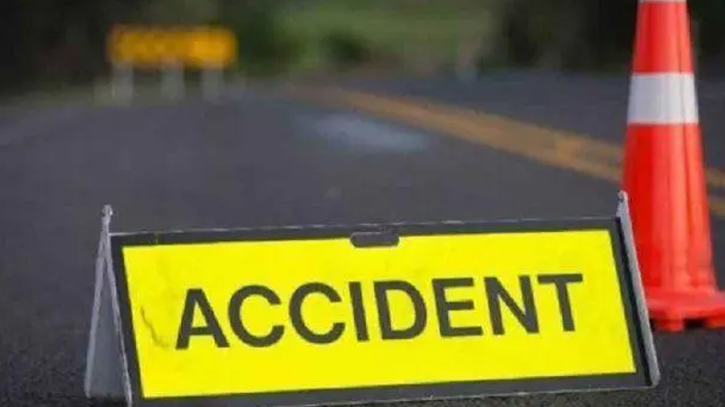 Three die in Sylhet road crash