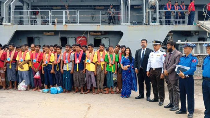 45 Bangladeshi will return from Myanmar on Sunday