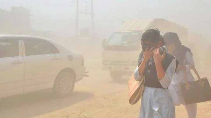 Dhaka’s air ‘very unhealthy’ on Monday morning