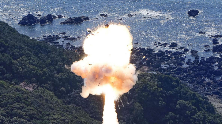 First Private Rocket Launch Fails in Japan