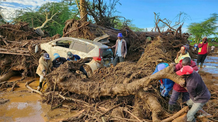 Kenya dam bursts, killing at least 42: governor