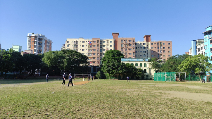 Free the capital’s parks and playgrounds