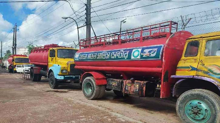 Tank lorry workers end strike, fuel supply resumes in Khulna div