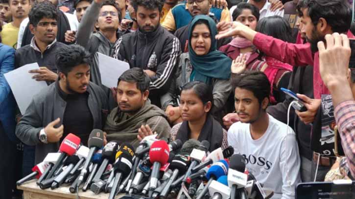 Students of 7 colleges give 4 hrs for resignation of DU pro-VC, 5 other demands