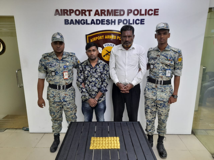 Two including ’Novoair’ driver held with 40 gold bars