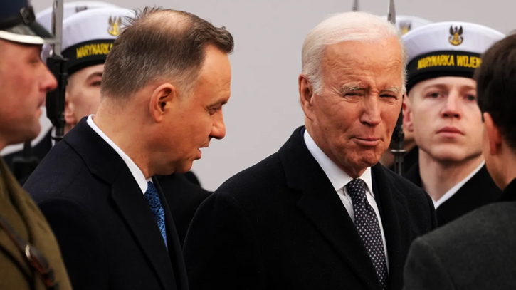 Biden to reassure Polish leaders as Ukraine fears mount