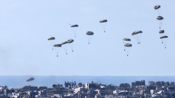 US, Jordan airdrop food into Northern Gaza