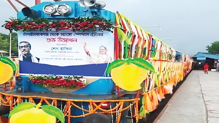 Special mango-cattle train earns Tk1.20 lakh