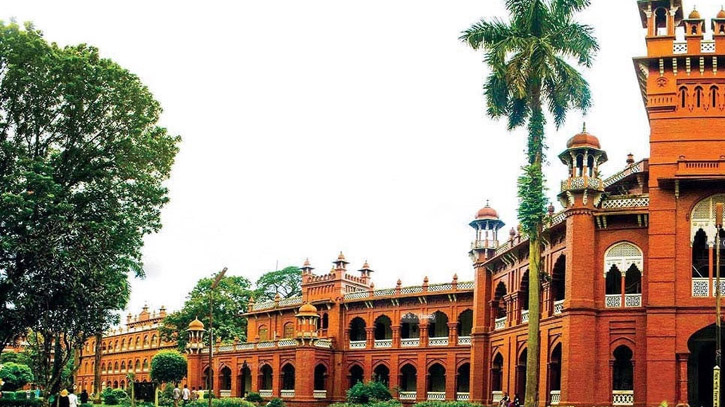 DU restricts outsiders’ entry on 31st night