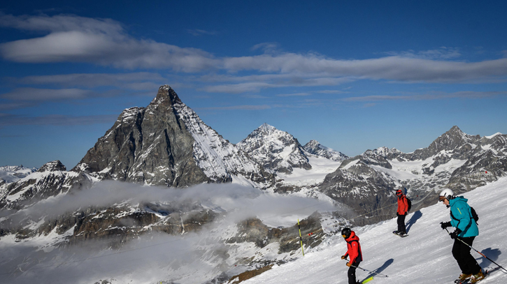 Five cross-country skiers found dead in Switzerland