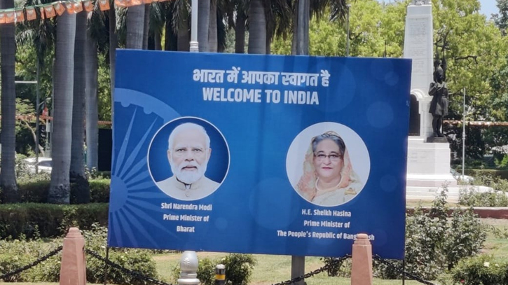 Welcome to India: Banners featuring PM Hasina and Modi