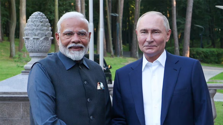 Putin hosts Modi to deepen ties