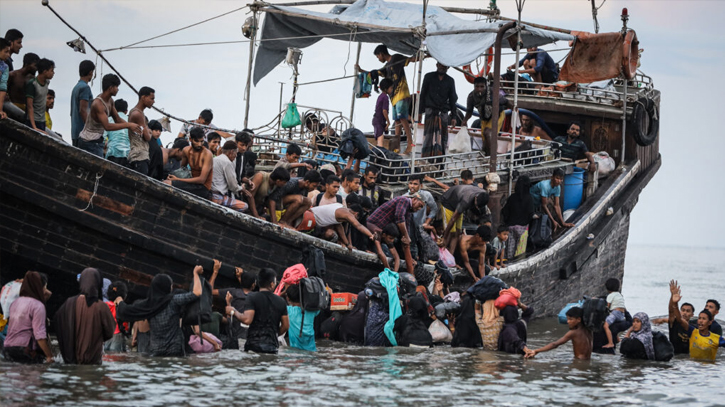 45,000 Rohingya have fled fighting in Myanmar: UN